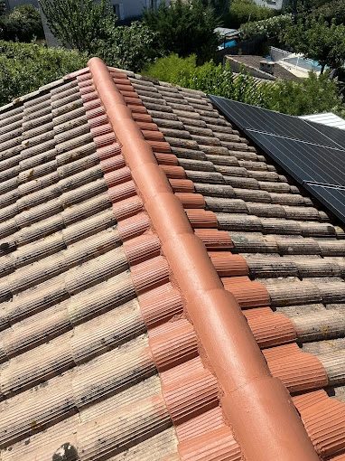 Réparation de toiture avec faîtage neuf à Cournonterral – Joachim Rénovation 34